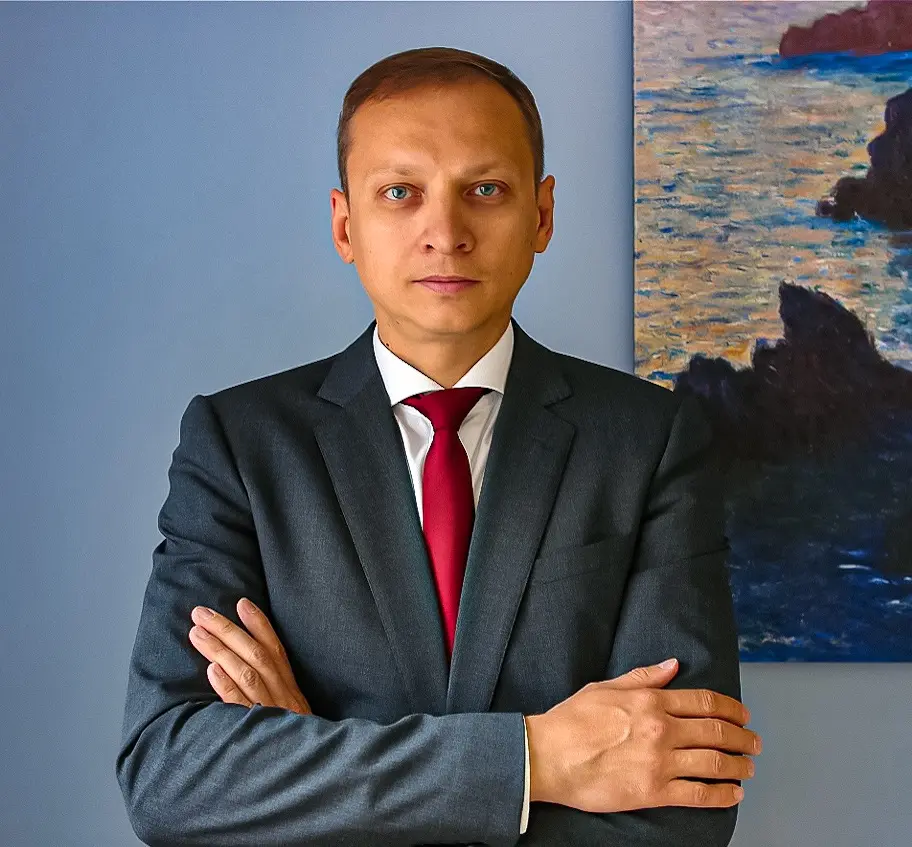 Генеральный директор